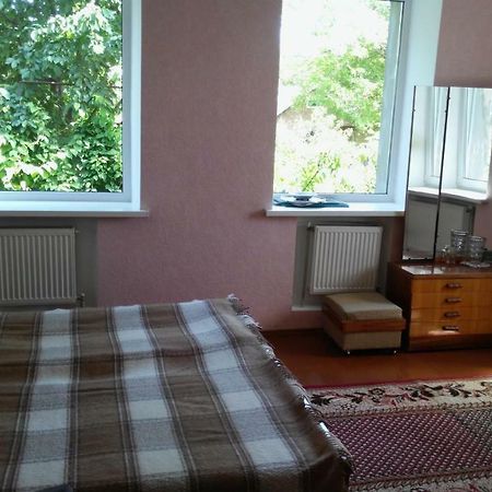 Separate Room Homestay In A Private House, Facilities Shared With Owner Berdychiv Екстериор снимка