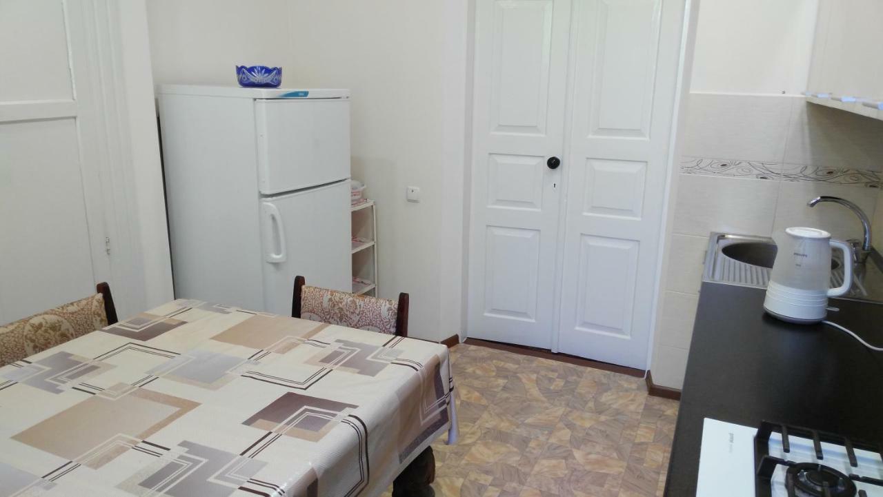 Separate Room Homestay In A Private House, Facilities Shared With Owner Berdychiv Екстериор снимка