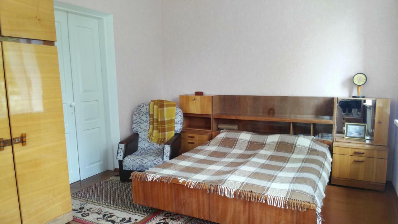 Separate Room Homestay In A Private House, Facilities Shared With Owner Berdychiv Екстериор снимка
